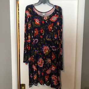 Floral long-sleeved dress
